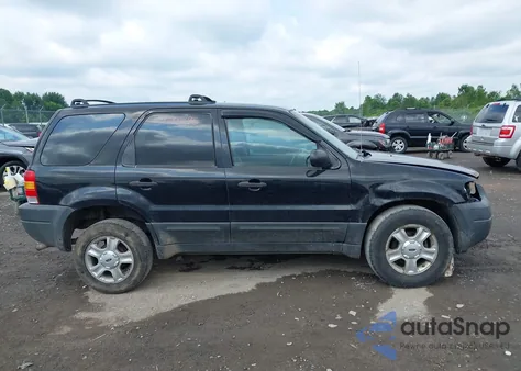 2004 Ford Escape Xlt from USA, damaged, VIN 1FMCU93154DA14738
